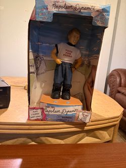 Napoleon dynamite dancing doll