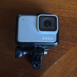Go Pro 7white