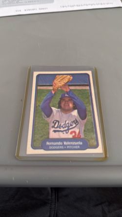 1982 FLEER 27 FERNANDO VALENZUELA