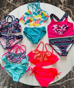 Girls Swimsuits - Bikinis