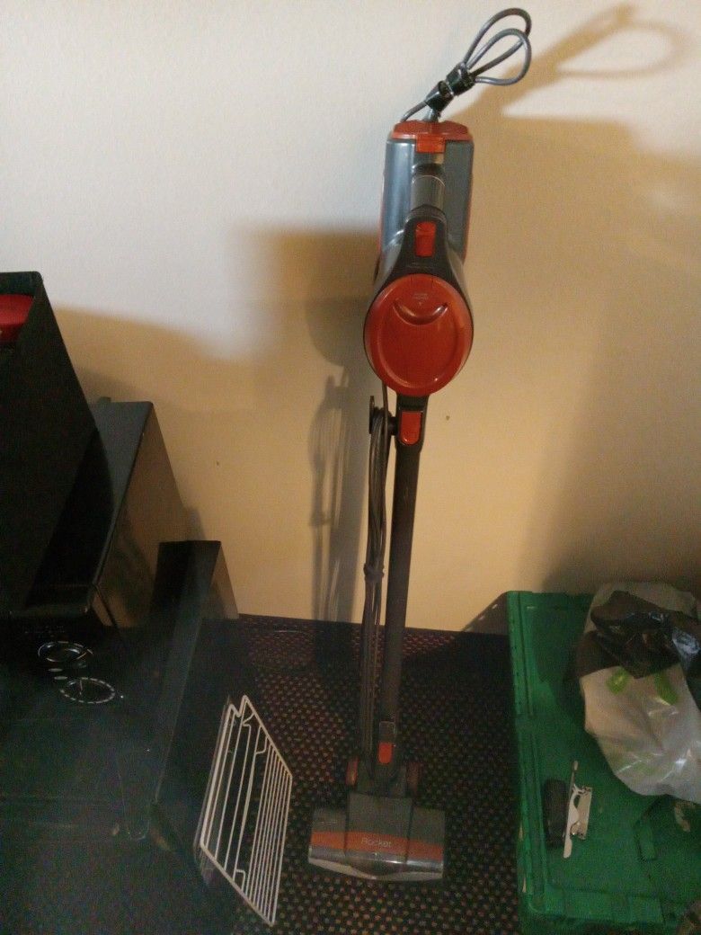 Shark Rocket Vaccum