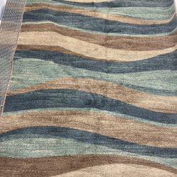 Area Rug 5’ X 7”