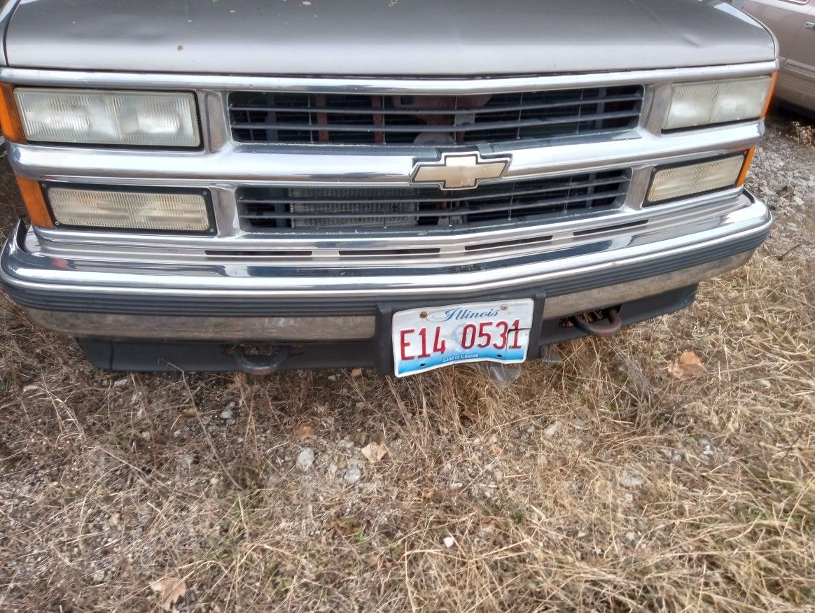 1999 GMC Suburban