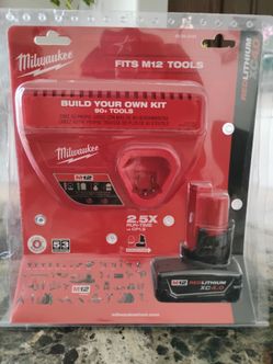 Milwaukee M12 RedLithium XC4.0 Battery and Charger Kit