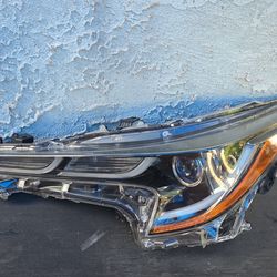 2020-2022 TOYOTA COROLLA HEADLIGHT LEFT DRIVER SIDE LED OEM