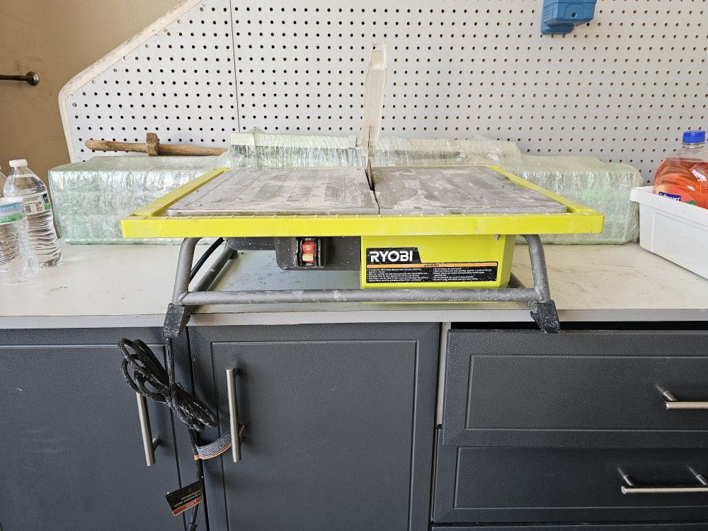 Ryobi Tile Saw