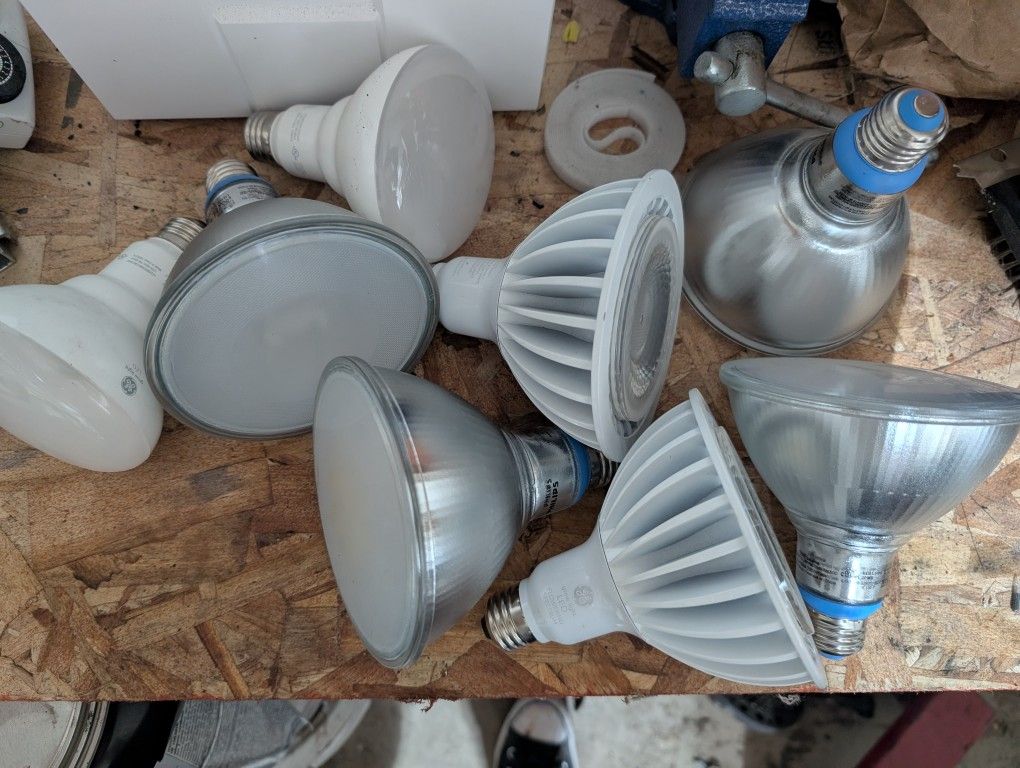 Grow & Flowering LED Bulbs