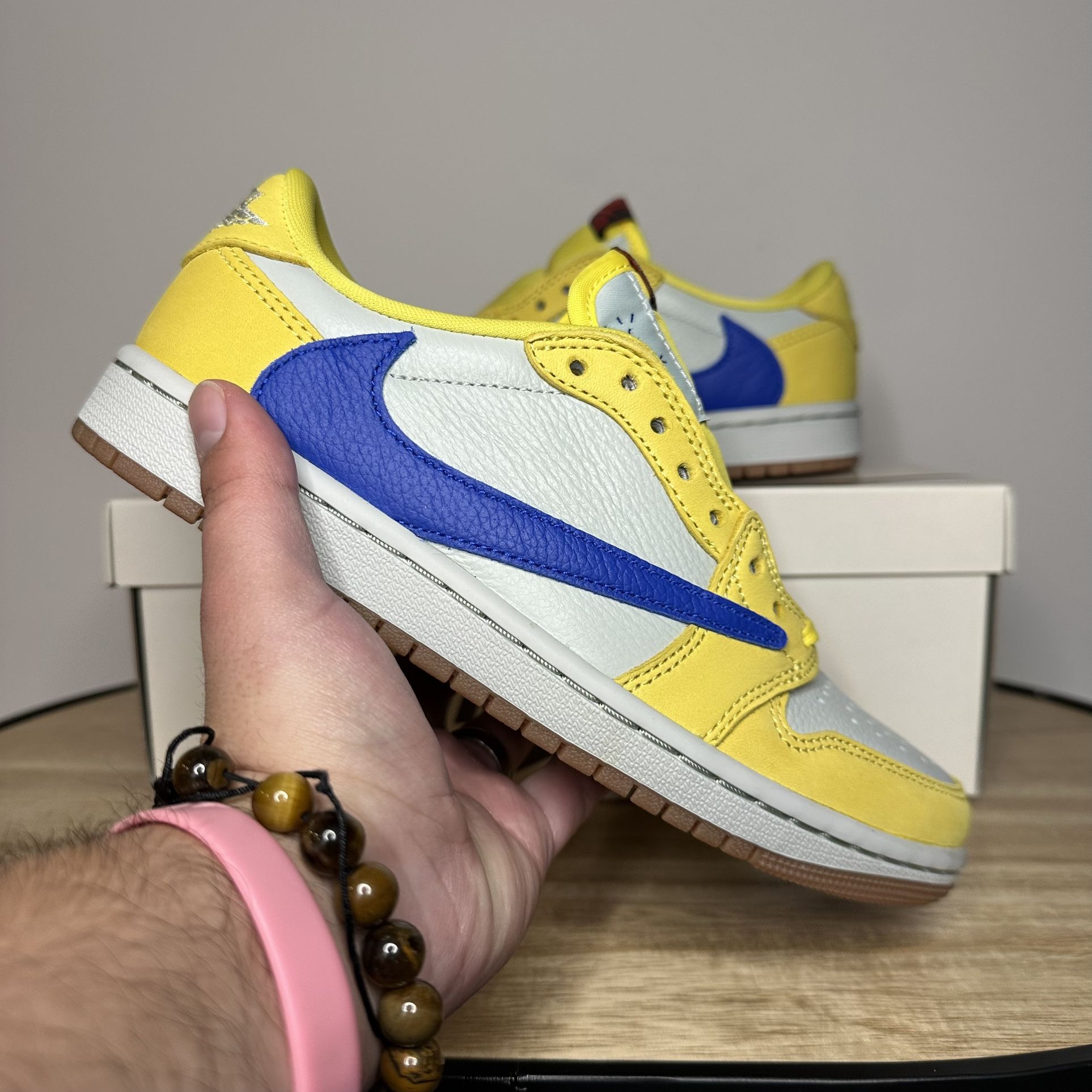 Jordan 1 Low Travis Scott Canary