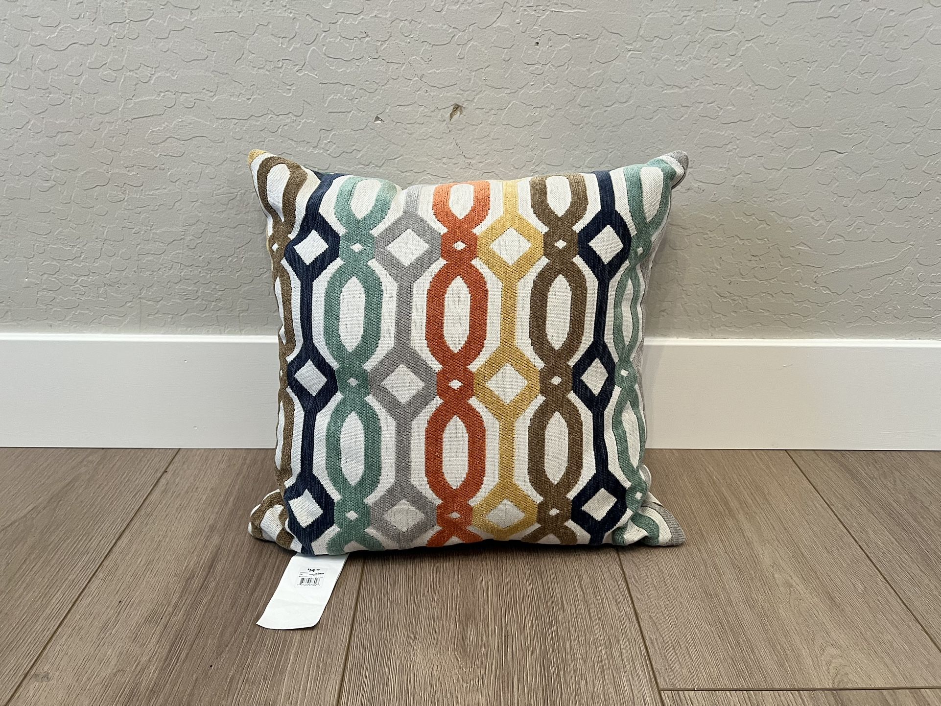 One Large 18x18 Multicolored Chenille Throw Pillow Decorative Pillow