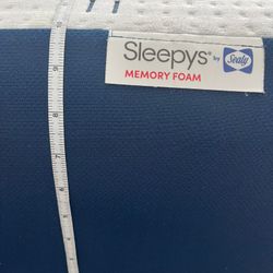 Queen Size Memory Foam Mattress Like New