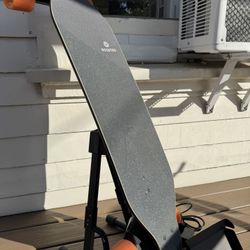 Boosted Board Plus V3 — Electric Skateboard (3rd Gen Plus)