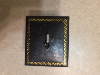 14 k White Gold pendant.  Weight is 1 gram