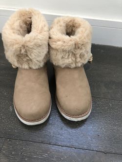 Zara girls winter boots - beige