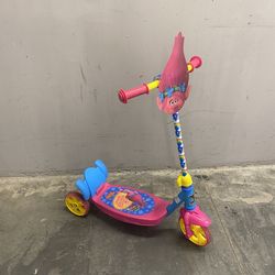 Child scooter