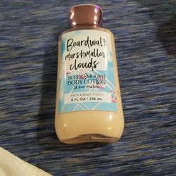 Bosrdwalk Marshmallow Clouds 