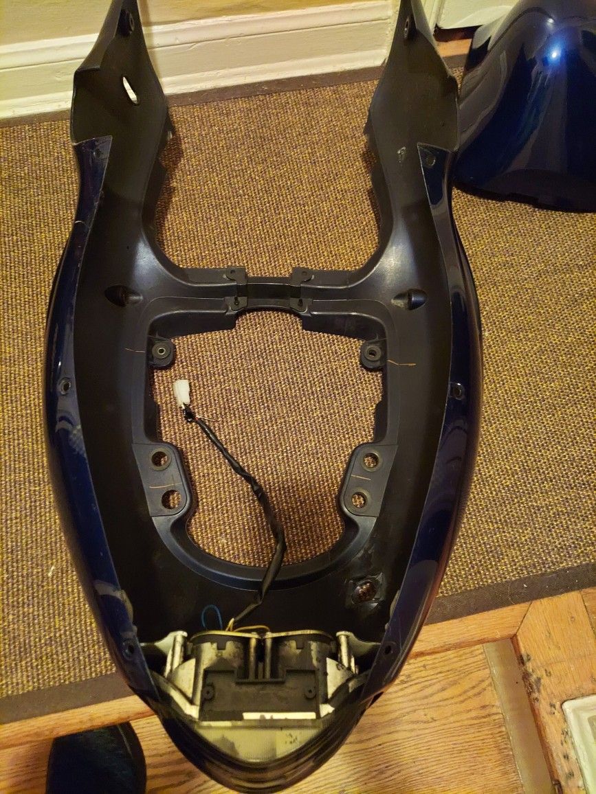 Gen 1 1999-2008 Suzuki Hayabusa Tail Section Hayabusa
