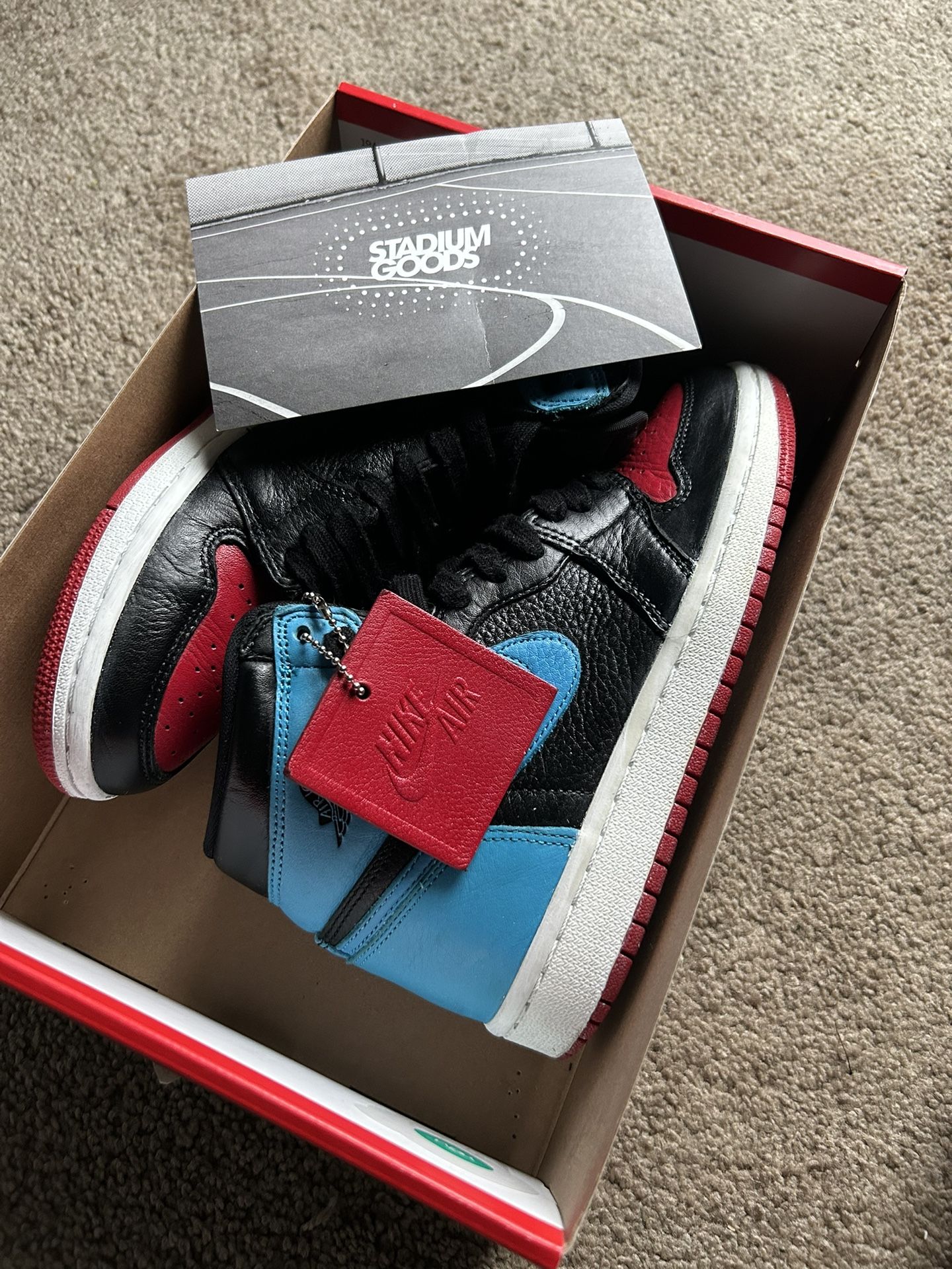 Jordan 1 WMNS