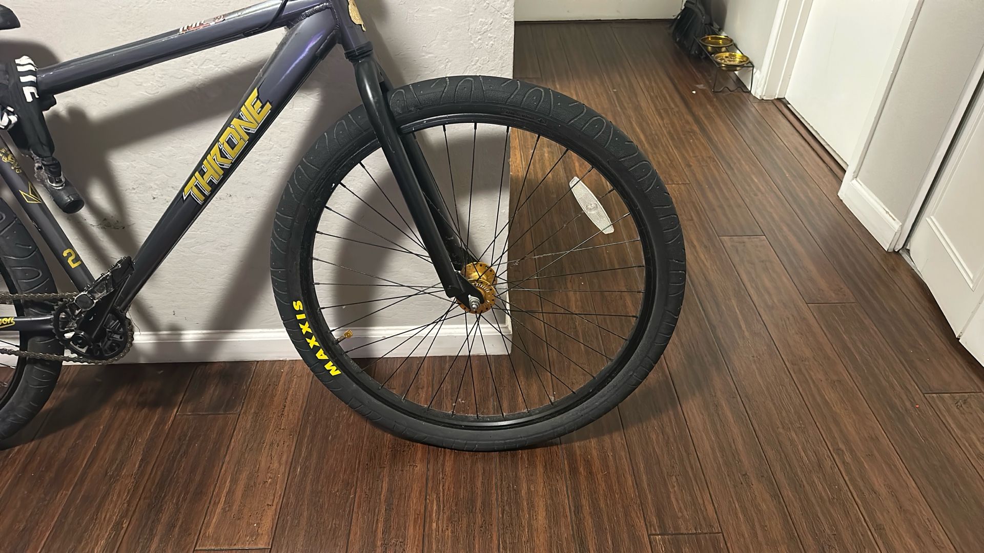 Bicycle THRONE. Da’goon