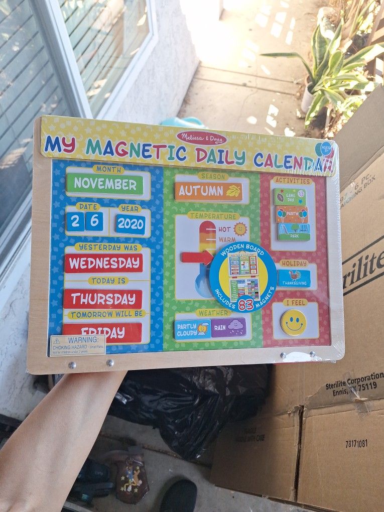 My Magnetic Daily Calendar