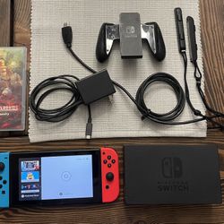 Nintendo Switch + Hyrule Warriors game