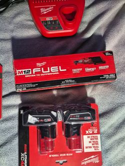 MILWAUKEE TOOL SET PACKOUT M12 FUEL