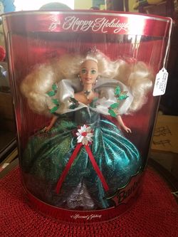 HOLIDAY BARBIE COLLECTIBLE