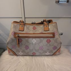 Coach Purse With Matching Wallet