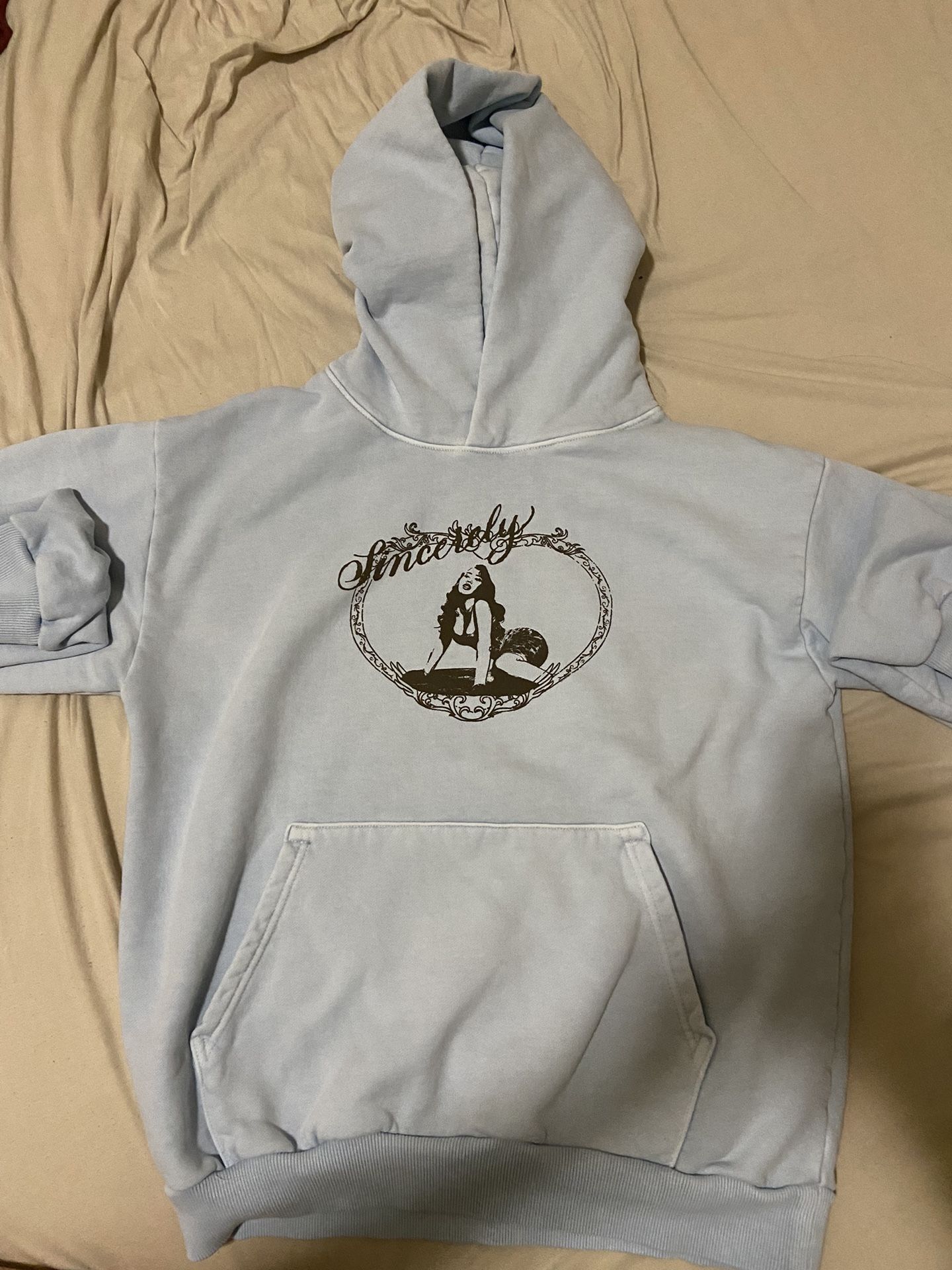 Kali Uchis Sincerely, Tour hoodie