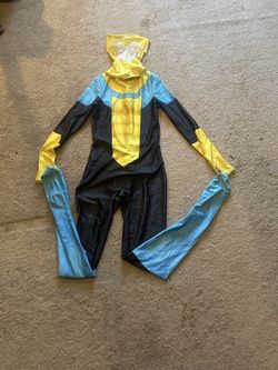 Invincible cosplay costume