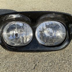 2009 OEM Harley Davidson Road Glide headlight and housing, from 2009 Screaming Eagle