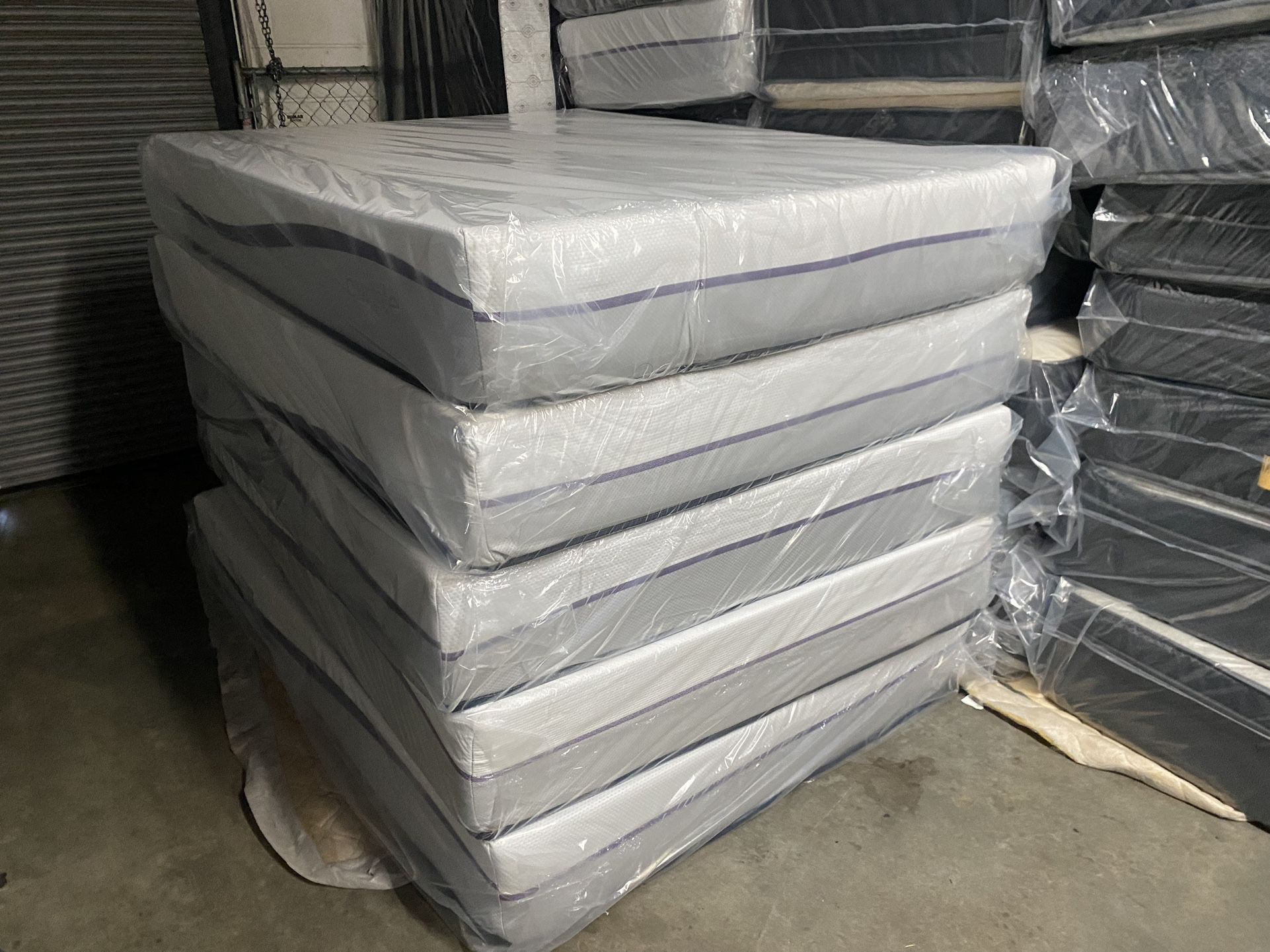 Purple memory Foam (Queen)