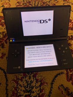 Nintendo DSi - Matte Black- w/Battery and Charger
