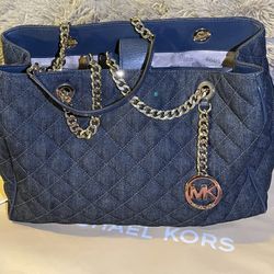 Micheal Kors Large Tote 