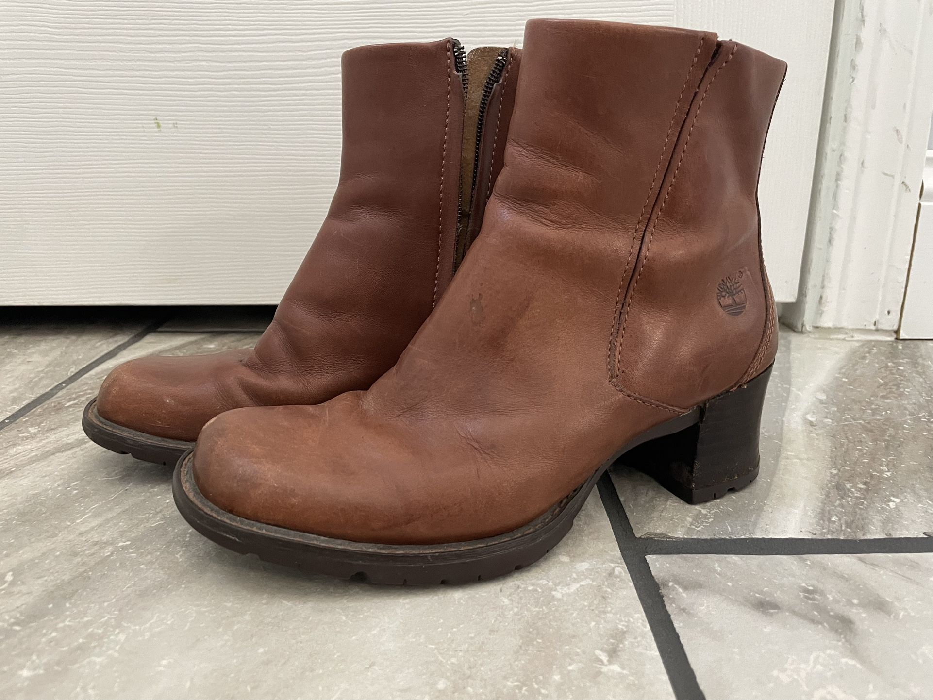 Ladies Leather Timberland Boots 6M