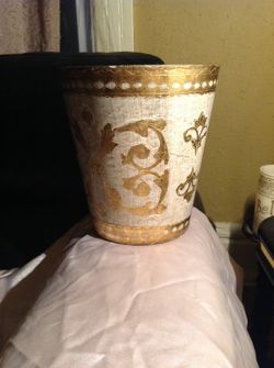 Vintage florentine italian, Italy hand painted waste basket