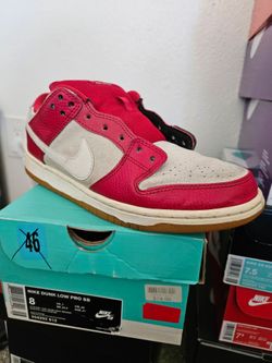 Nike SB Dunk Low Pro Gym Red Size 8