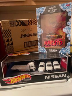Naruto and gtr Nissan diarama