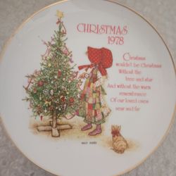 Vintage Christmas Plate 1978 Holly Hobbie
