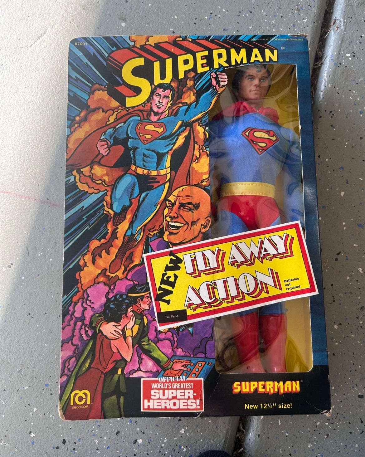 1977 FLYING SUPERMAN DOLL