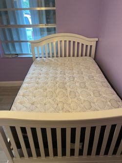 White Bedroom furniture set