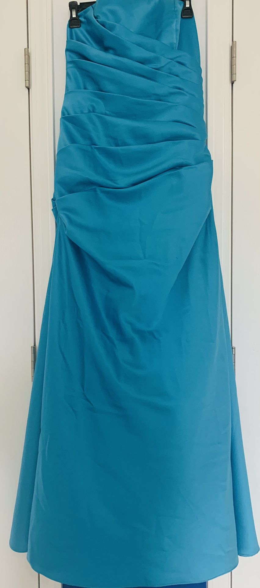 David's Bridal blue wedding dresses, strapless , satin, Size 10 , Style F13974. Worn once Beautiful for prom or formal wear .