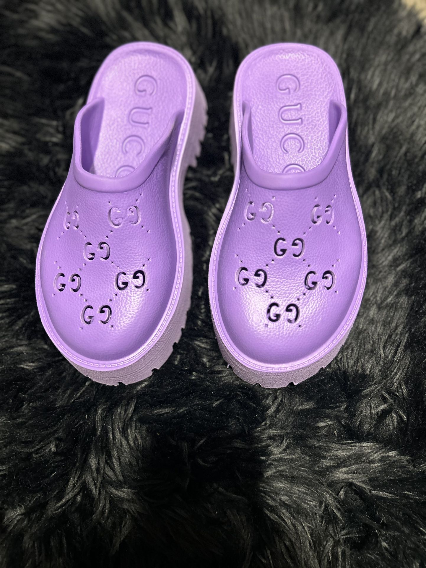 REAL GUCCI SLiDES