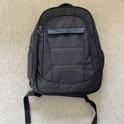 NEW Samsonite Fanueil 15.6" Business Travel Backpack Black