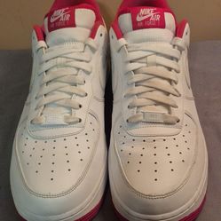 Nike Air Force 1 Low "University Red" - Mn(Sz 10. 5)
