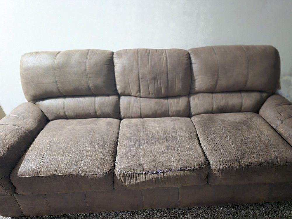 Free Sofa