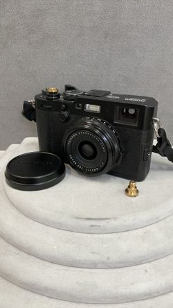 Fujifilm digital camera x100F