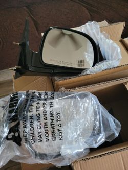 1994----1998 Chevy Blazer  1994-----1998 Chevy S10 driver and passenger side mirror manual