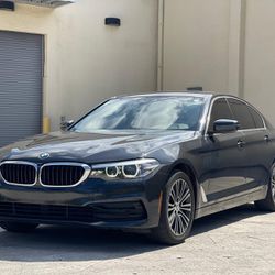 2020 BMW 530i
