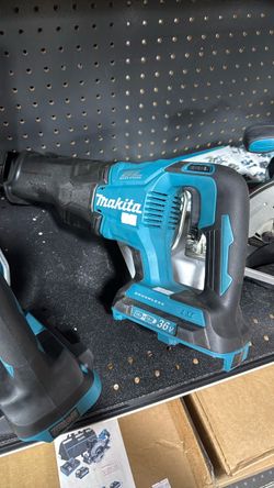 Makita 36v brushless sawzall tool only