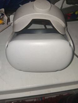 Original Oculus Quest 2 /(Trade with Meta Glasses)